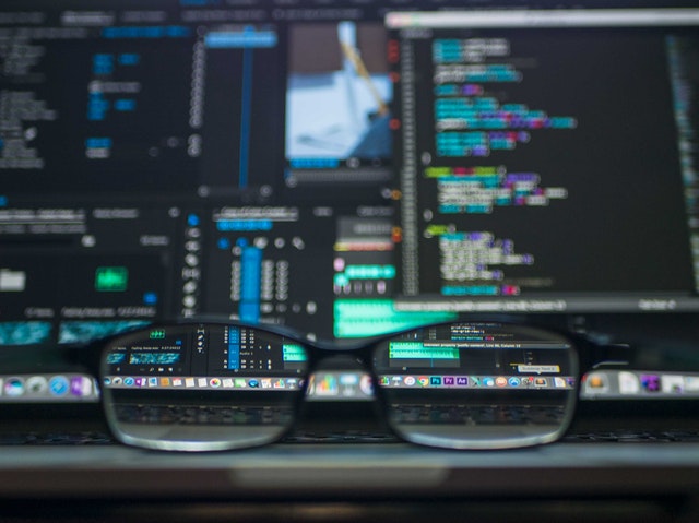 Domain Names, Ip Addresses and What They are for Domain Names, Ip Addresses and What They are for