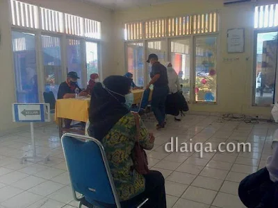 suasana di dalam ruangan