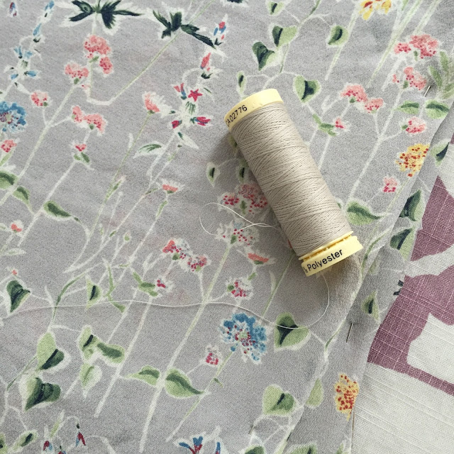 Diary of a Chain Stitcher: Liberty Spring Silhouette Print Silk Crepe de Chine Papercut Patterns Moana Top
