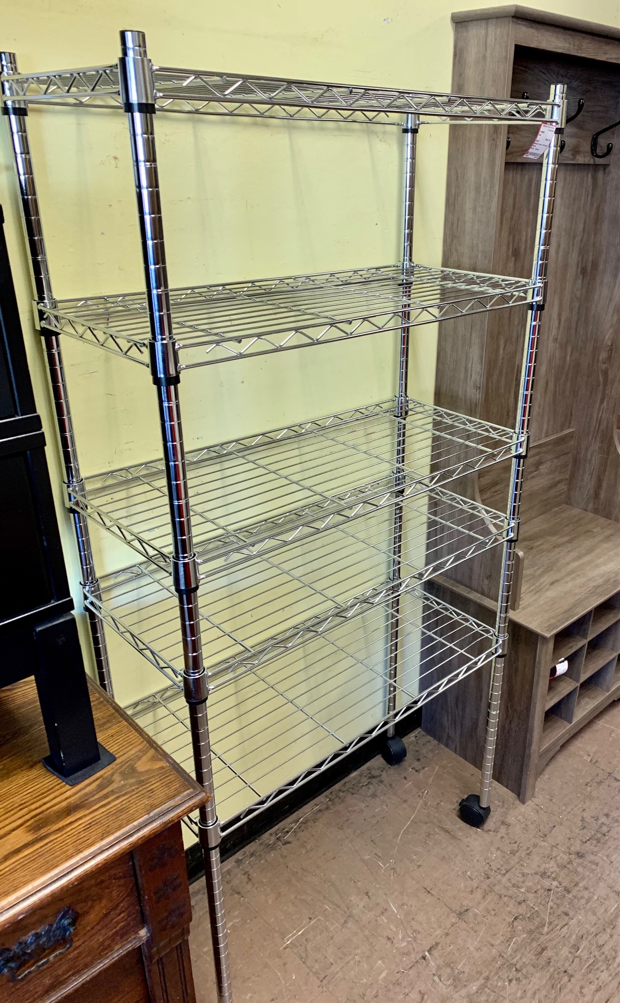 UHURU FURNITURE & COLLECTIBLES SOLD 104662 Chrome Bakers Rack with Adjustable Shelves 30” L x