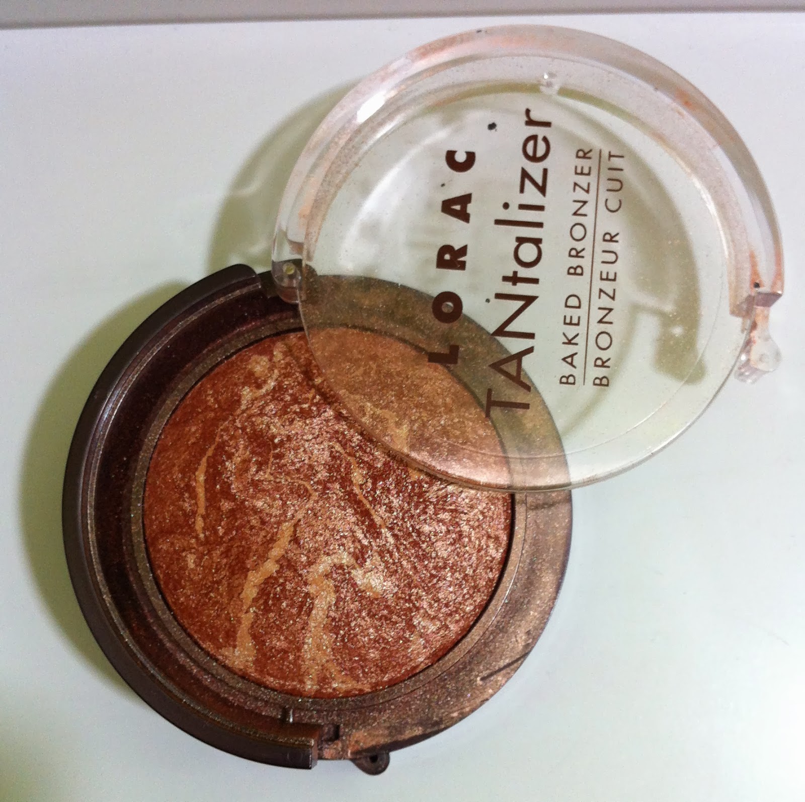 Nenta's Frivolity Bronzer as Eyeshadow Look of the Day