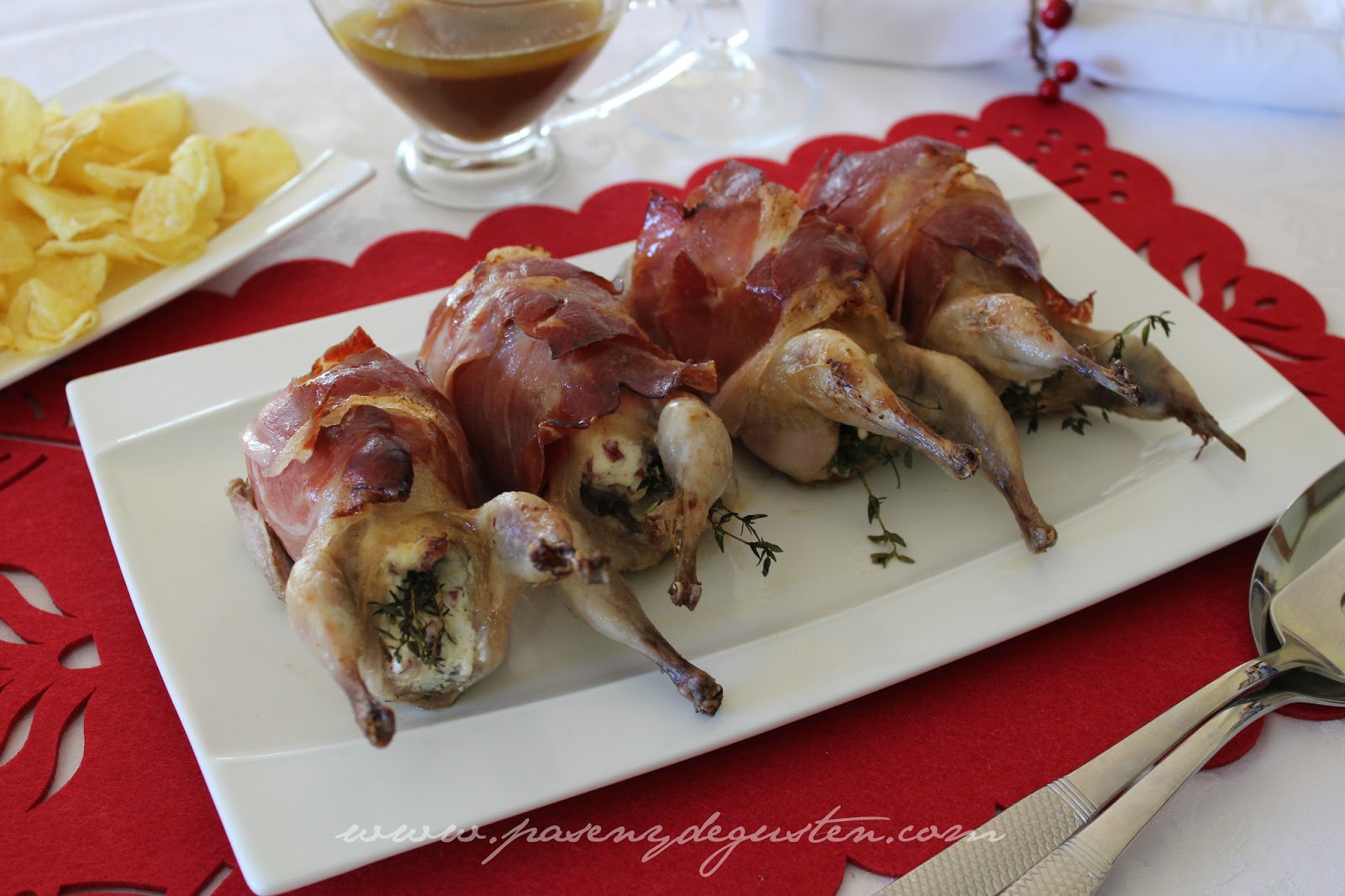 CODORNICES RELLENAS AL VERMÚ. - PASEN Y DEGUSTEN