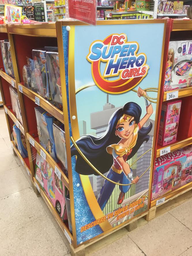 muñeca wonder woman carrefour