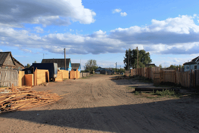 Опустевшие дома рома в Чемодановке/Лопатках, 15 июня 2019 г. © автор неизвестен, взято из vk-сообщества «Пенза live»