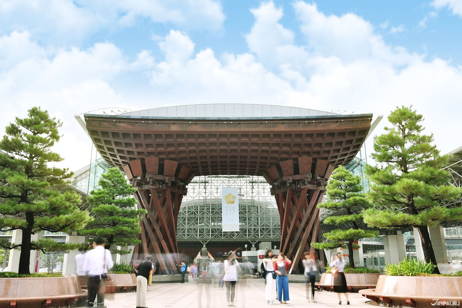 JAPANKURU: Stay at a Beautiful Hotel in Kanazawa Close to Kanazawa