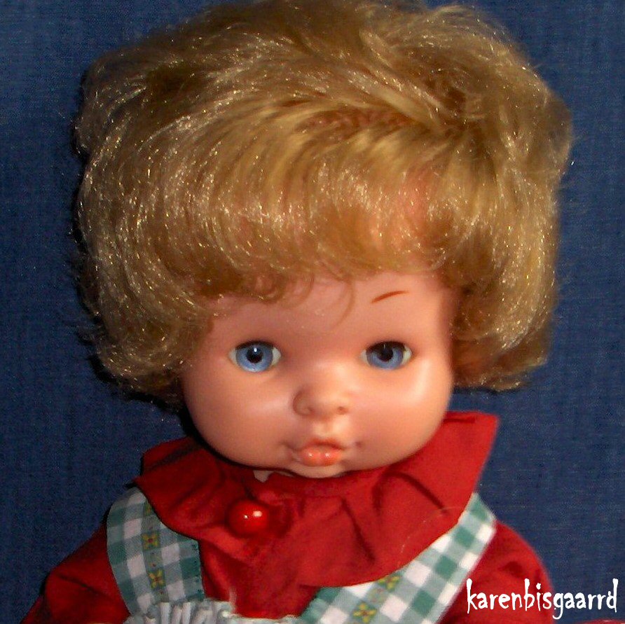 Karen`s Vintage Dolls Photography. Big Spanish Famosa vinyl baby doll