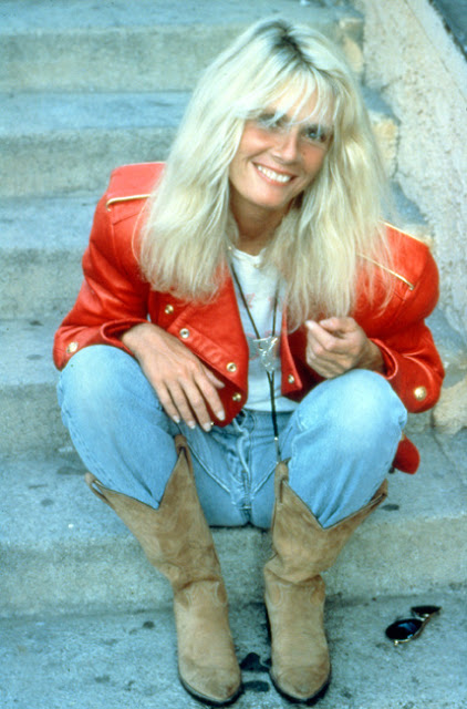 Article: Kim Carnes has friends in high places