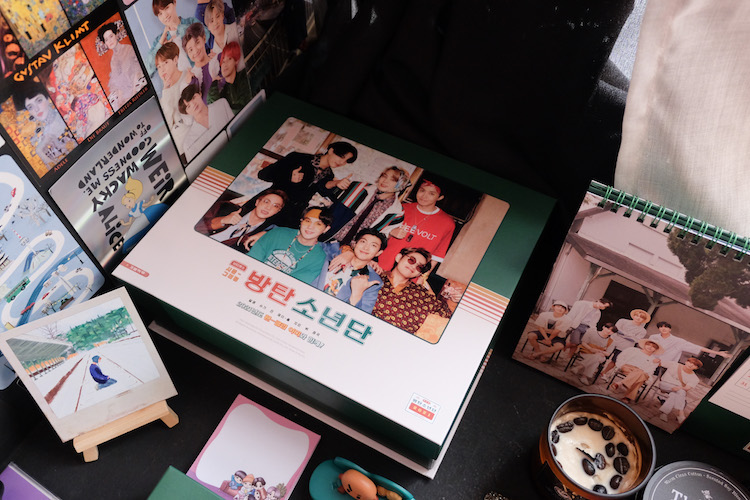 Obsessed With Bts Retro Concept Inside The Bts Season S Greetings 2021 Anagon