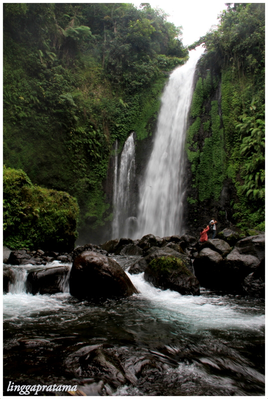 BanyumasTourist And Travel Destinations: Curug Gomblang, Beauty Hidden