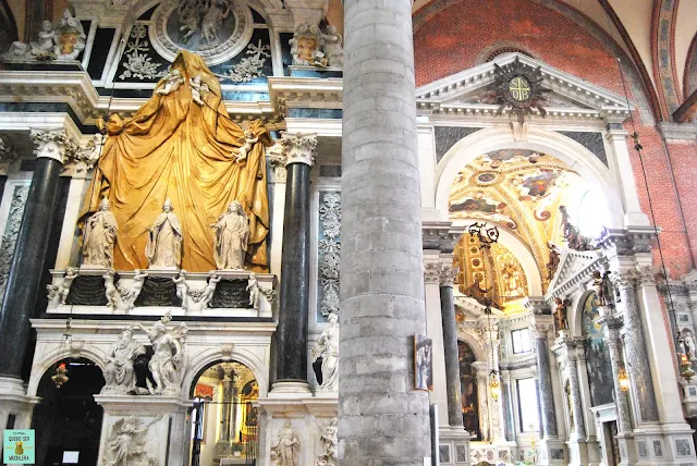 Interior Basílica Santi Giovanni e Paolo, Venecia