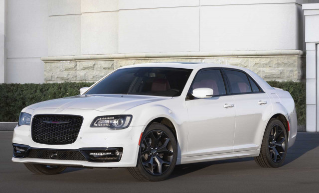 2021 Chrysler 300 Review