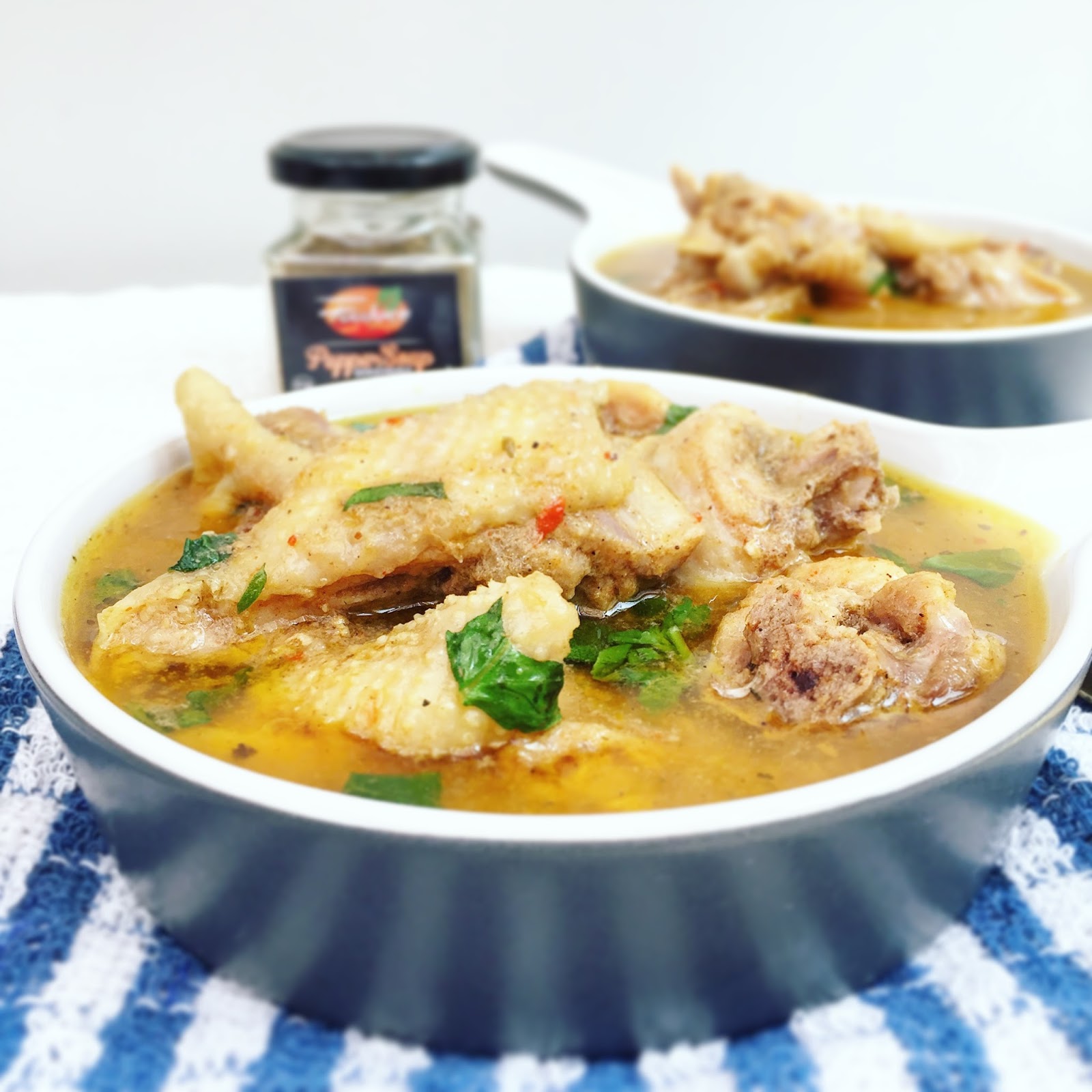 FoodAce Simple Chicken Pepper Soup