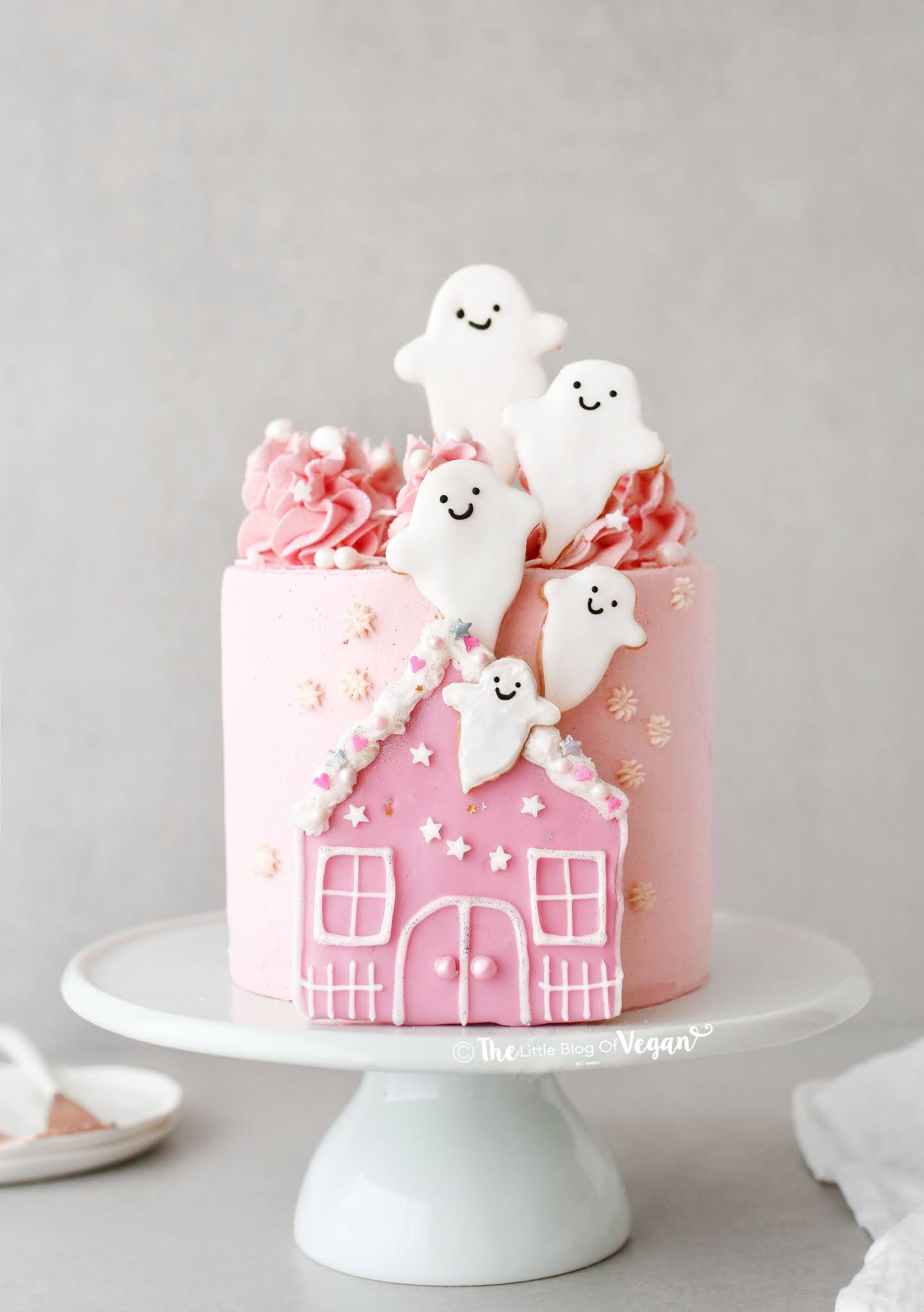 Vegan Strawberry Ghost Cake recipe The Little Blog Of Vegan