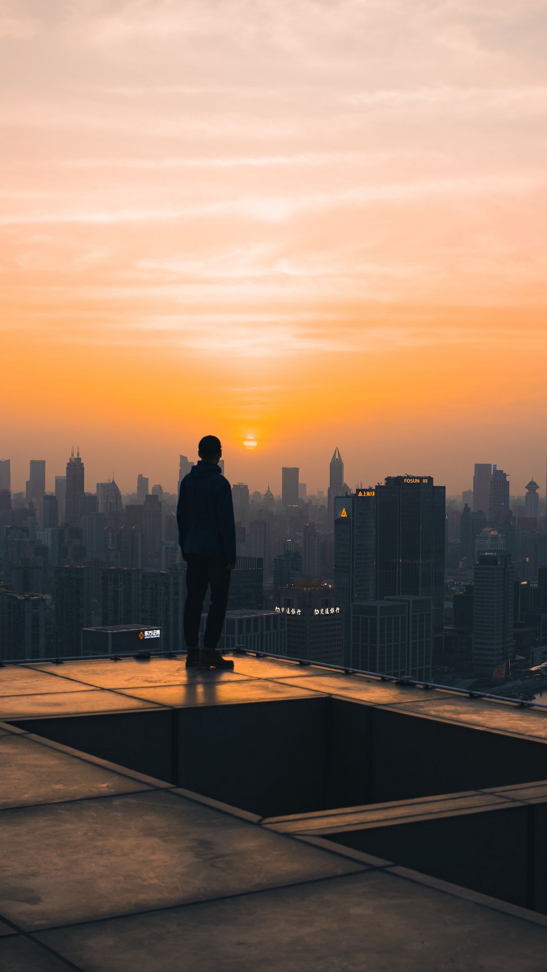 Wallpaper Alone Man, Roof, Sunset, City