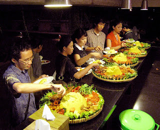 nasi kuning (yellow rice) nasi kuning (yellow rice)