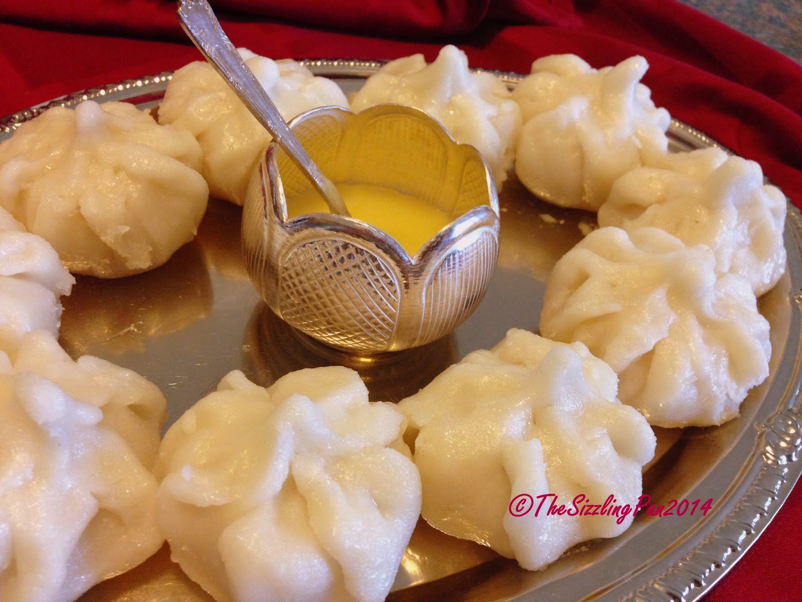The Sizzling Pan: Ukadiche Modak