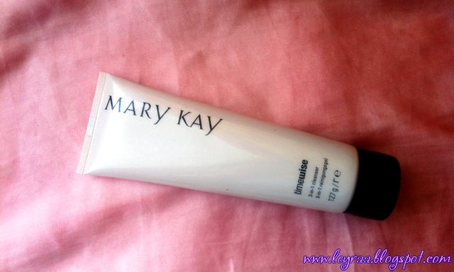 Mary Kay, Mleczko TimeWise® 3-w-1 (skóra mieszana i tłusta)