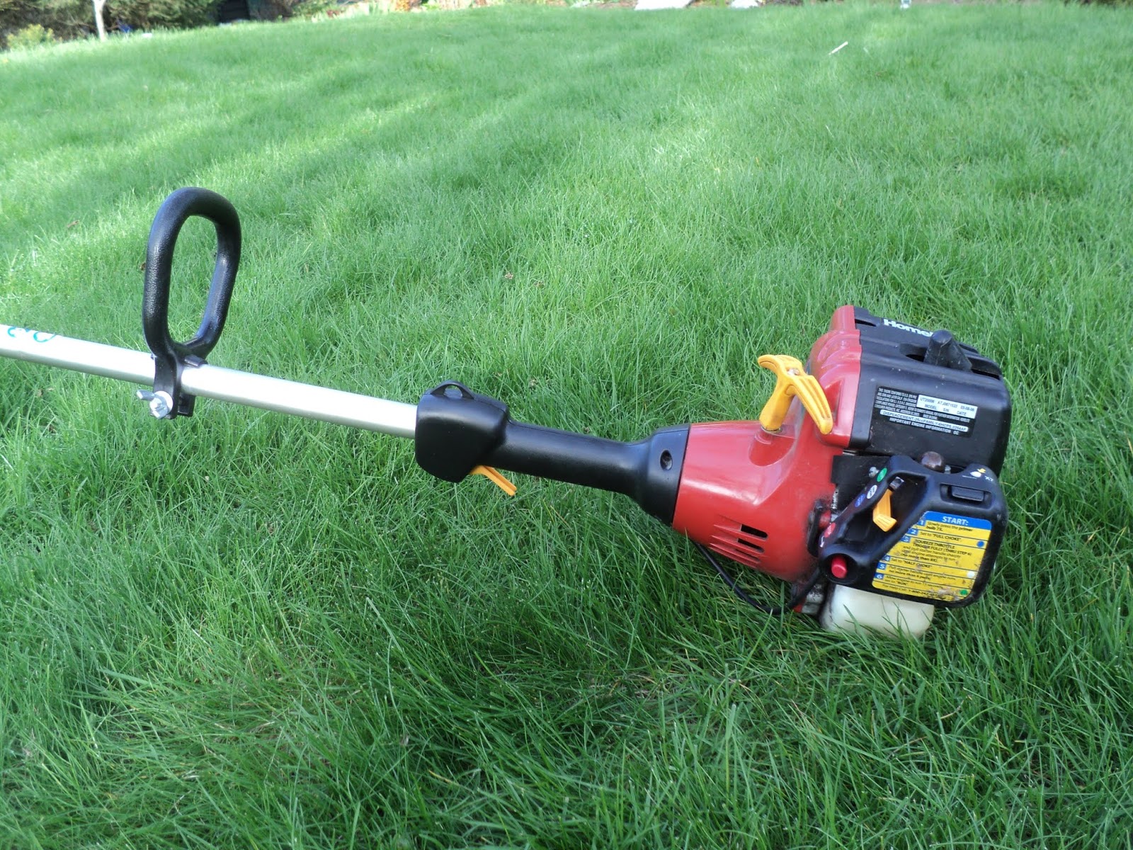 Rouge River Workshop: A Homelite TrimLite String Trimmer