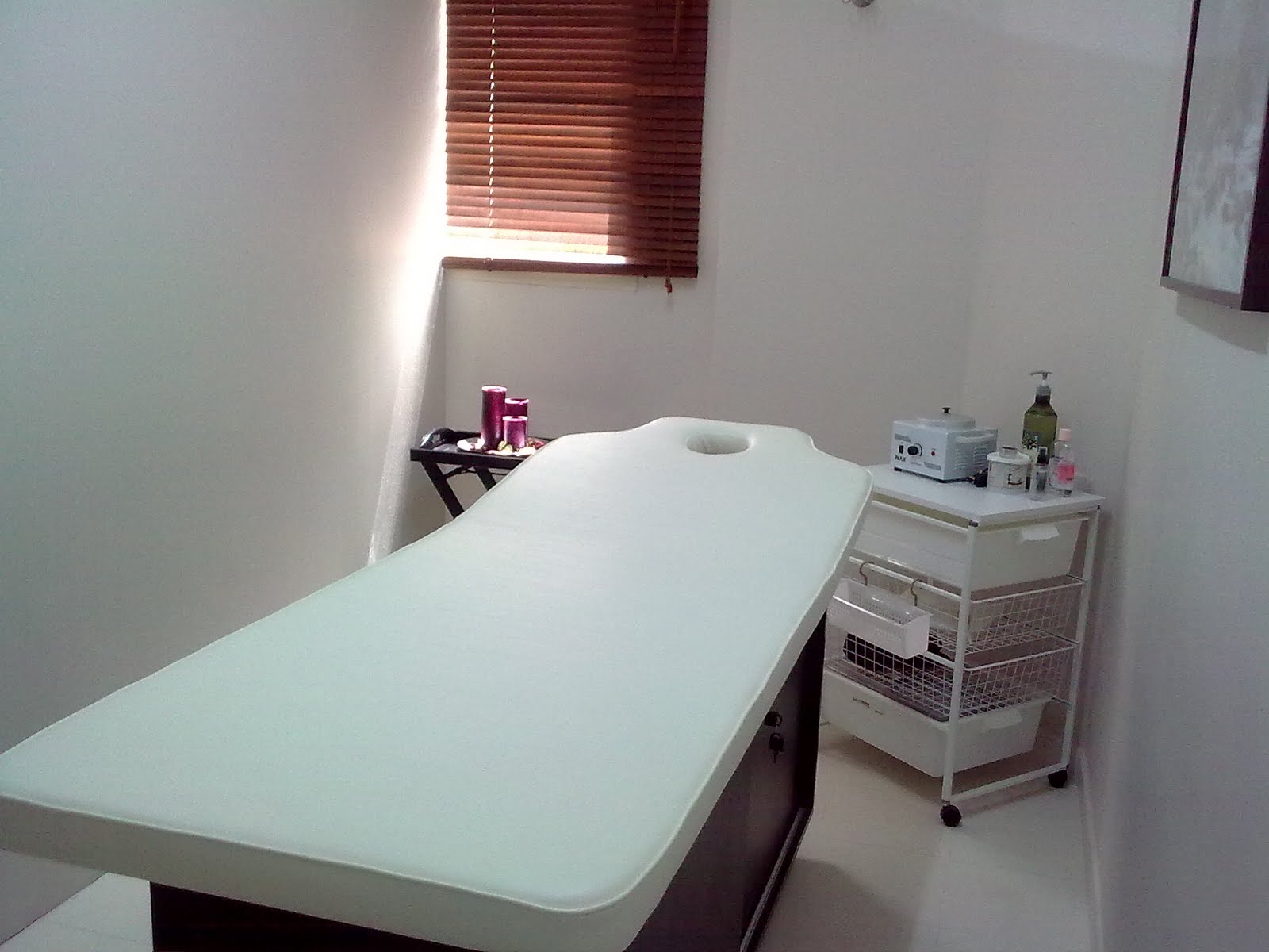 Kuweight 64 SHE ZONE A NEW BEAUTY PARLOUR IN SALMIAH