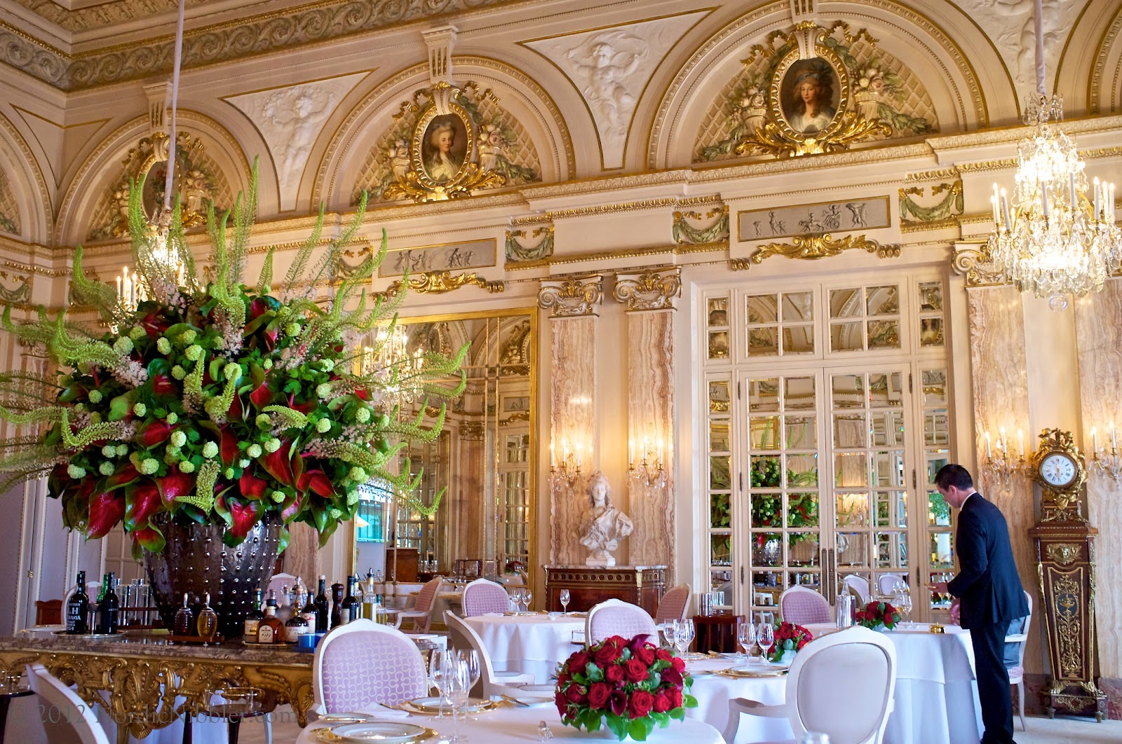 Passion For Luxury : 10 most beautiful restaurants in the world