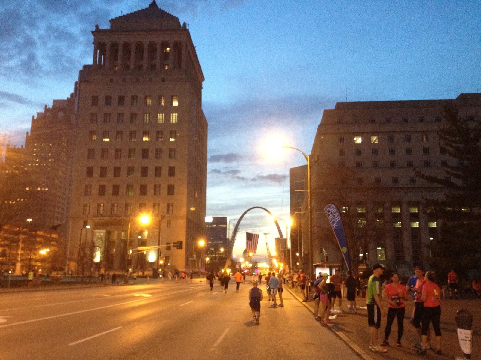 Go! St. Louis Half Marathon Race Recap ~ Run Fast Eat Lots