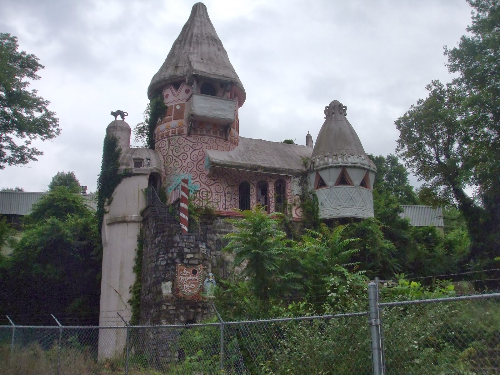 Gingerbread Castle In Hamburg Nj The Cake Boutique
