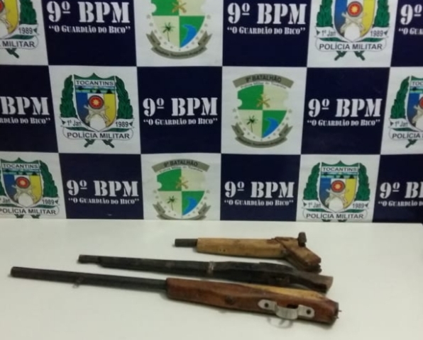 PM prende dois homens por posse irregular de arma de fogo em Axixá; um dos autores com mandado de prisão em aberto