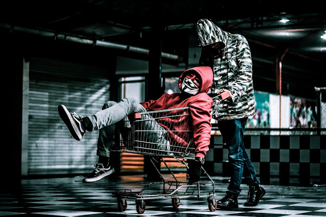 SERBA INTERNET: Cara Edit Foto Dengan Efek Urbex People Menggunakan