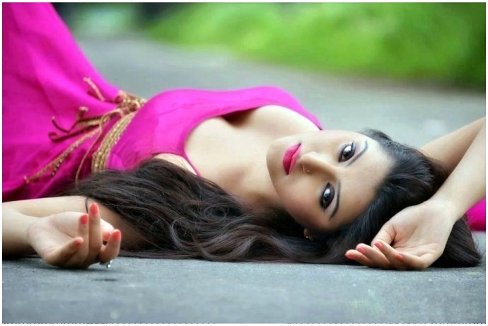 Bangladeshi Hot Actress Pori Moni Sexy Picture Collections ~ Actimg ... pic