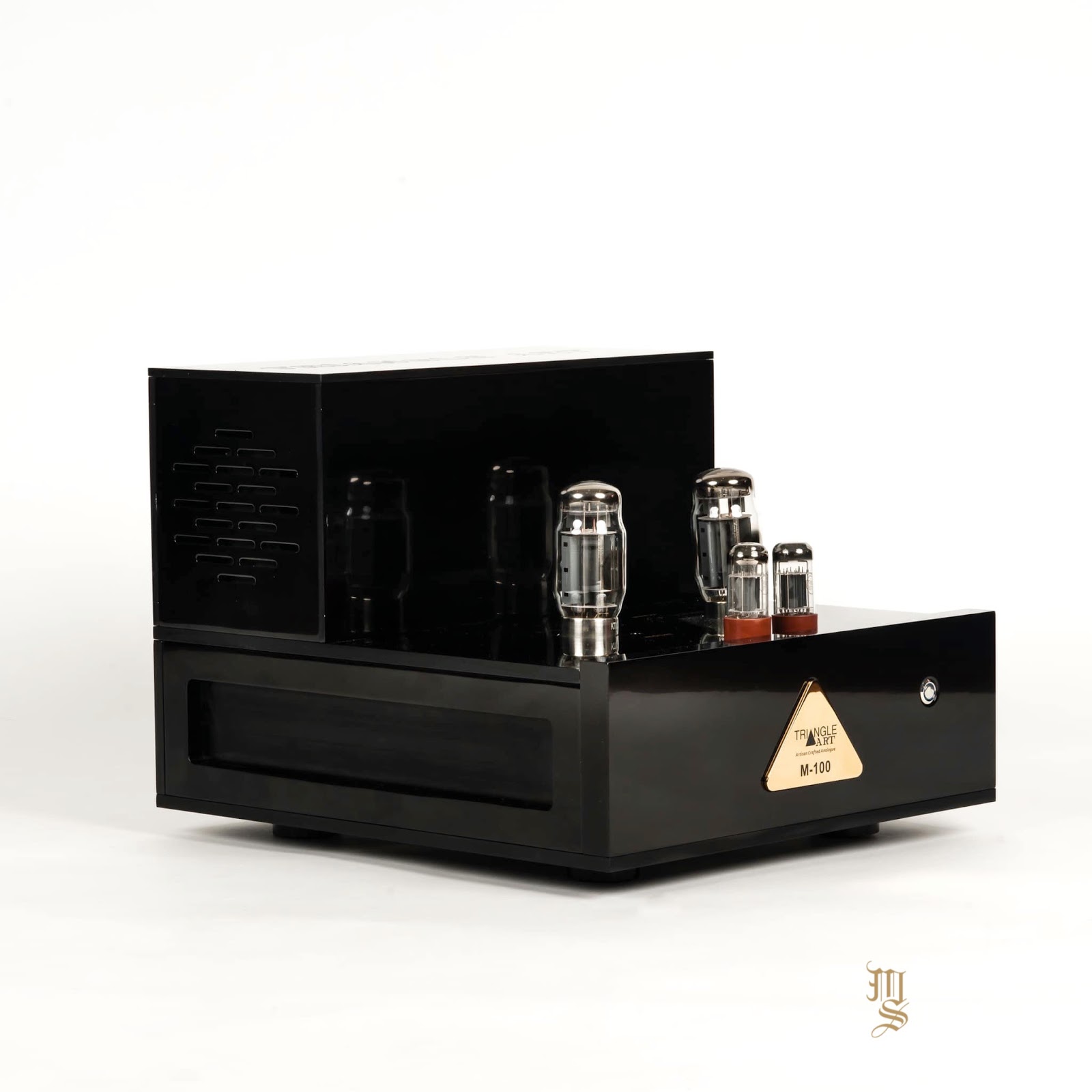 New Triangle Art M100 power amplifiers M & S Ultimate HighFidelity