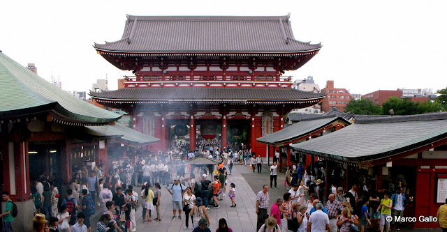 TEMPLO SENSO-JI EN ASAKUSA. TOKIO. JAPÓN.