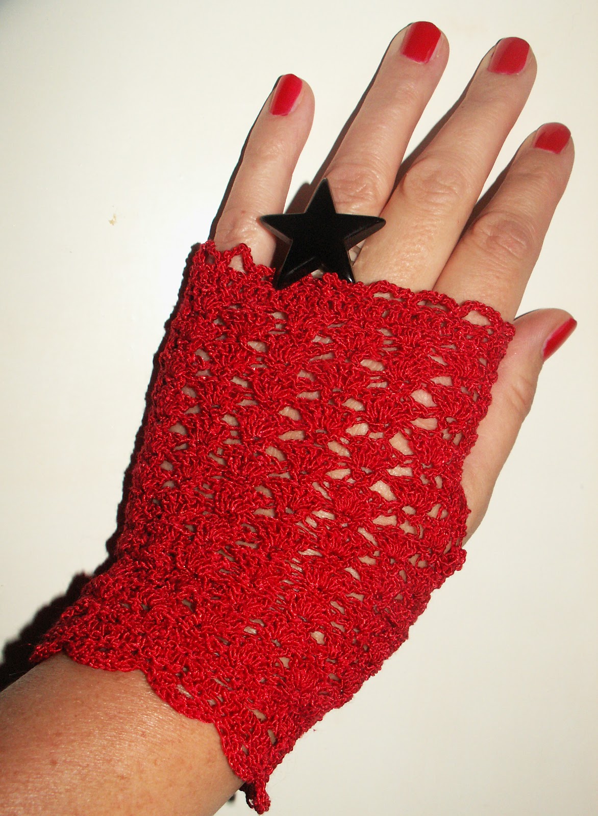 Fingerless Lace Gloves