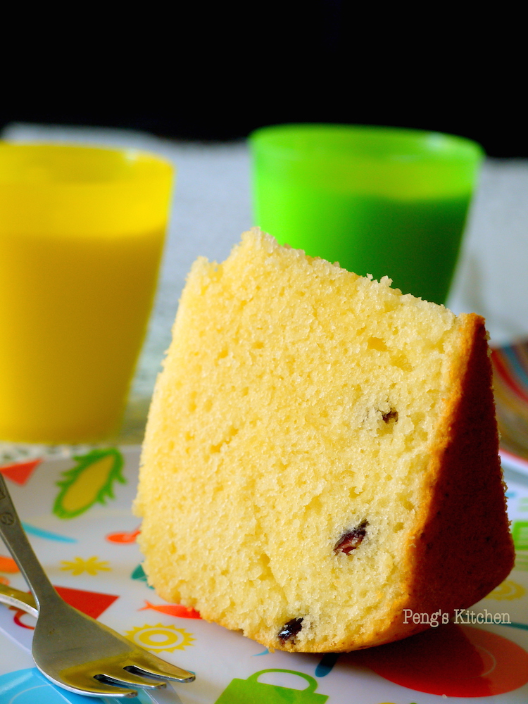 Peng's Kitchen Rice Cooker Cranberry Yogurt Cake