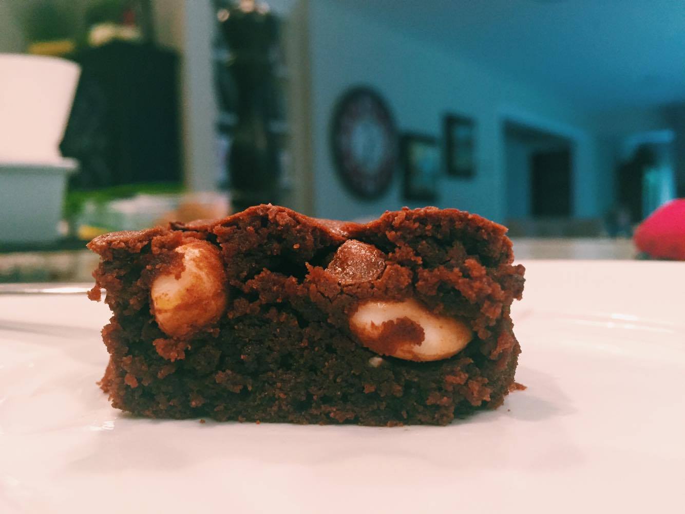 The Enthusiastic Foodie.: Chocolate Cashew Brownies