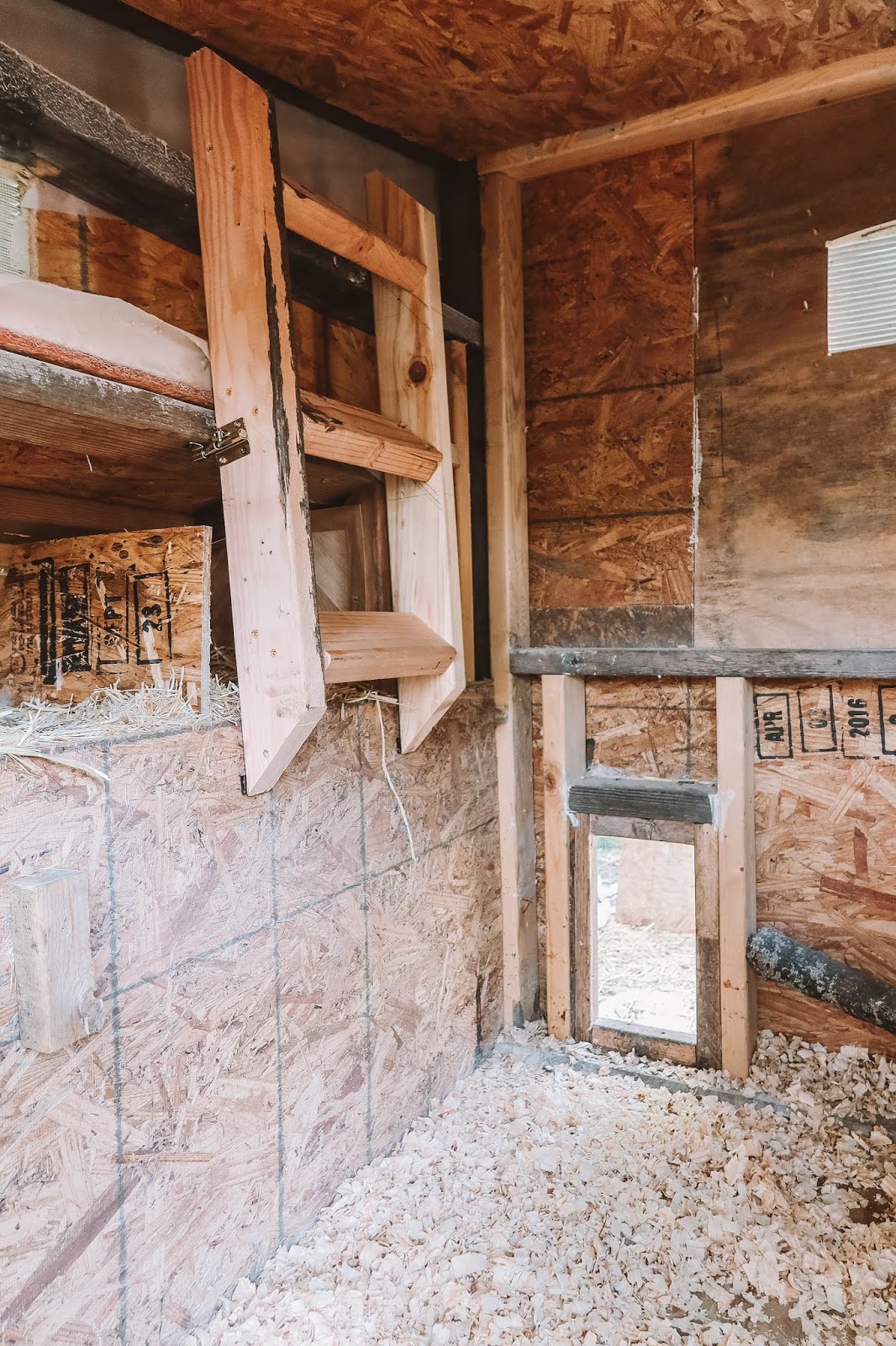 DIY Hinged Chicken Ladder Roost