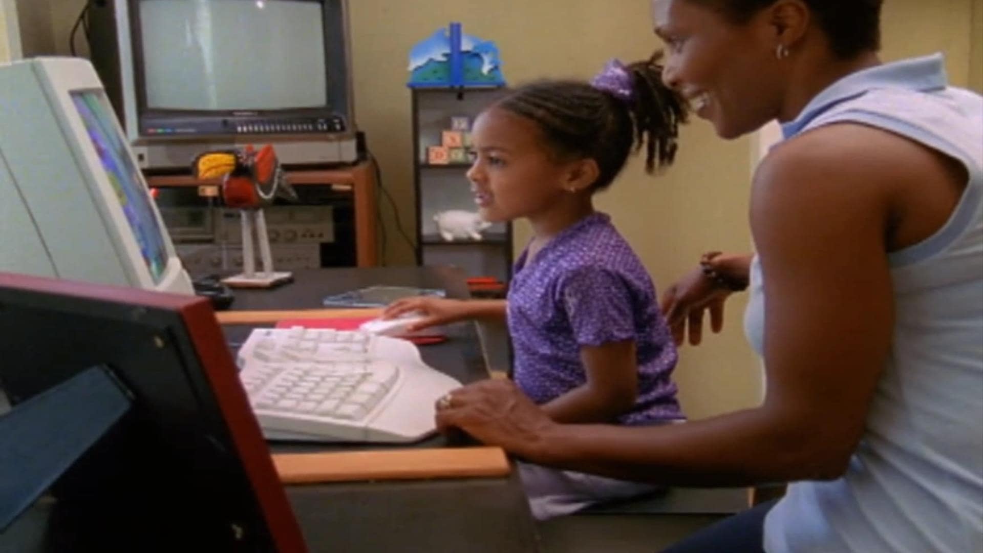 Watch Elmo's World Computers