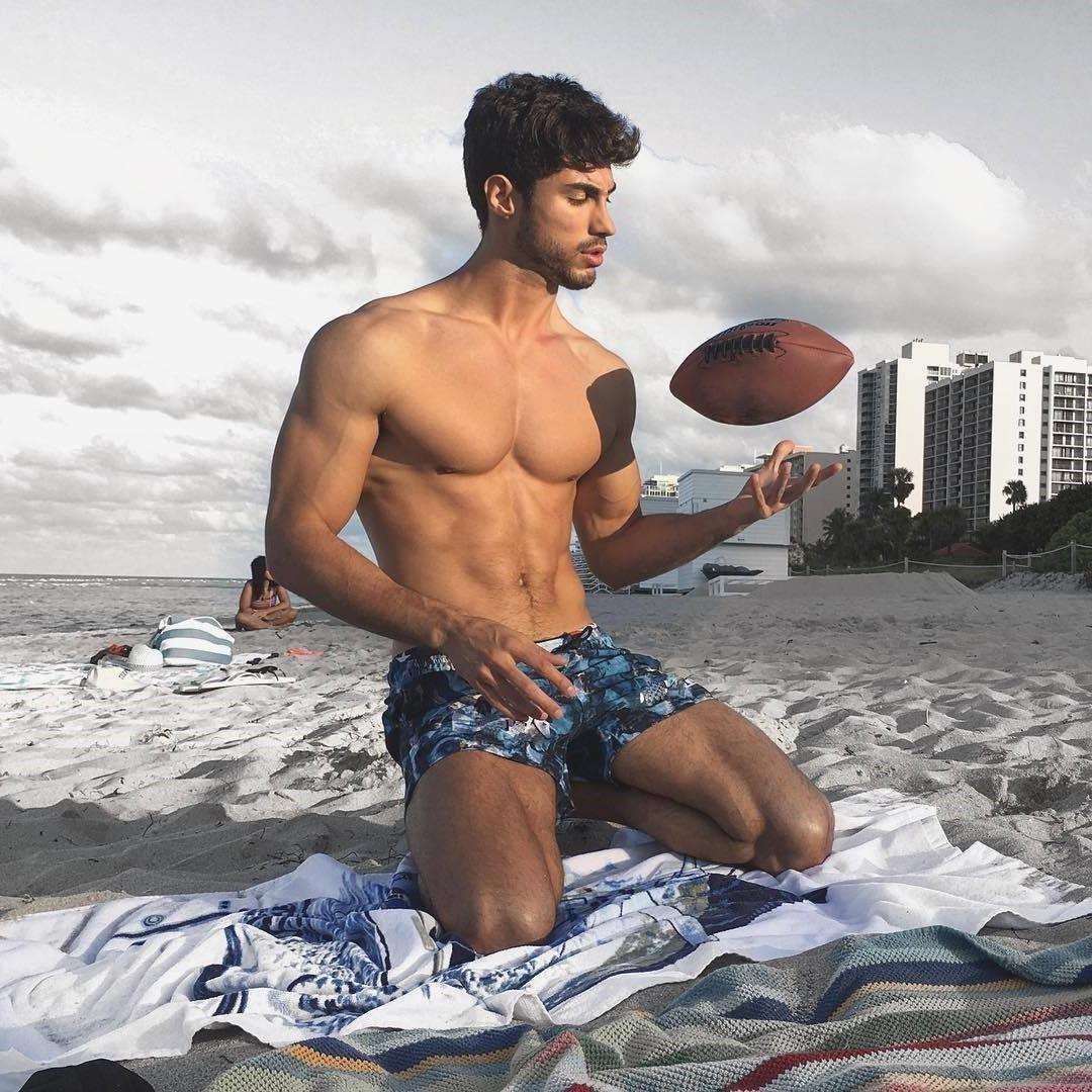 shirtless-rugby-dude
