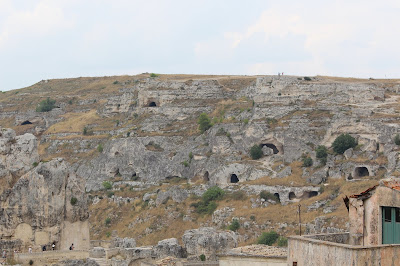 Le grotte e le chiese rupestri nella Murgia materana
