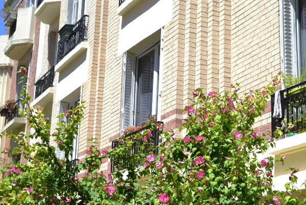 Art et glam La rue Edgar Poe, Paris 19e, un Paris plein de quiétude