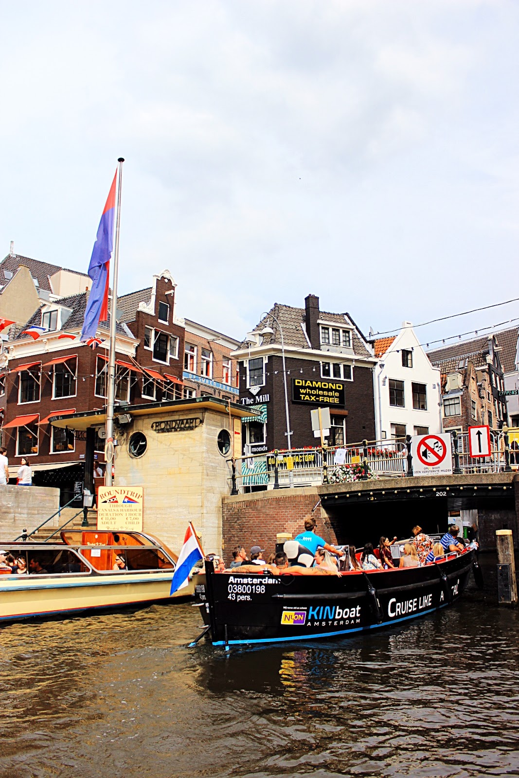 The Most Budget Friendly Canal Cruise in Amsterdam Fox & Feather