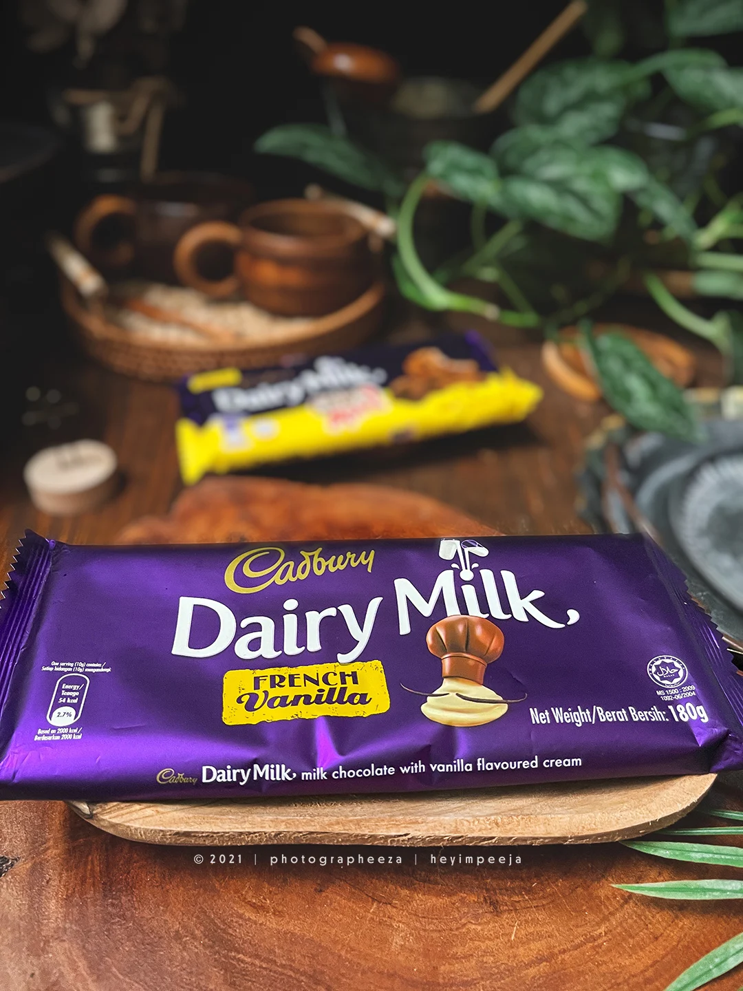 Cadbury Chocolate Dairy Milk French Vanilla