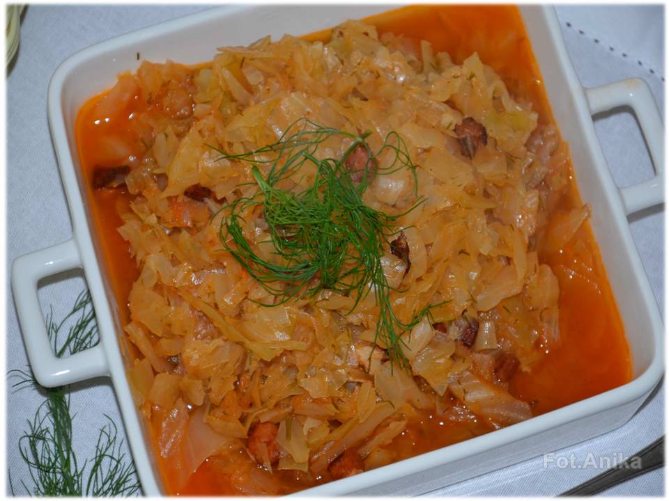 Domowa kuchnia Aniki: Gotowana młoda kapusta do obiadu