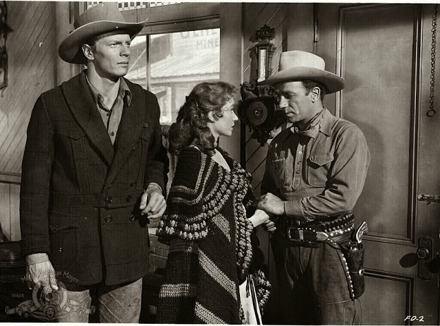 Laura's Miscellaneous Musings: Tonight's Movie: Fort Defiance (1951)