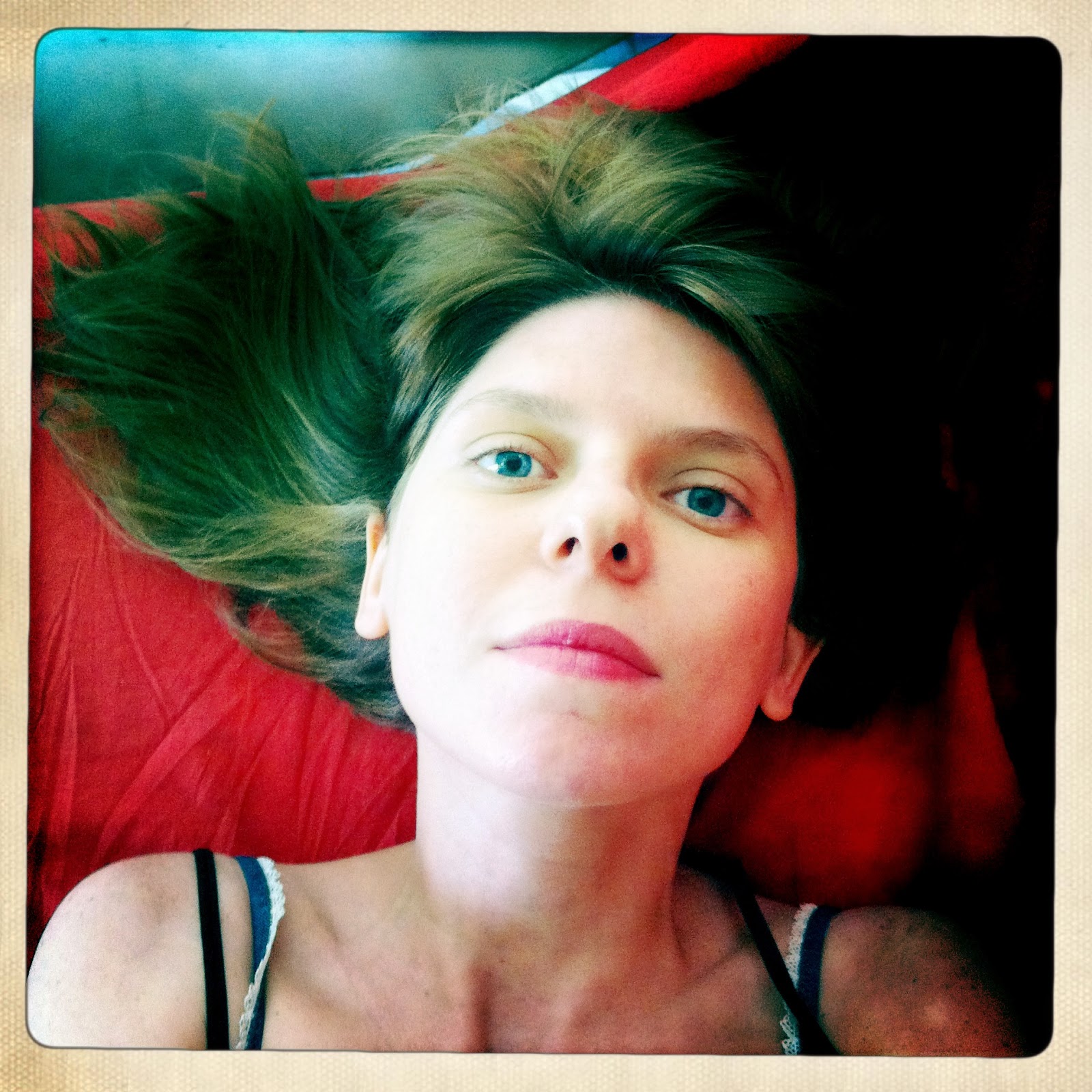 EG Miriam Reyes, Nos apegamos demasiado a los hombres