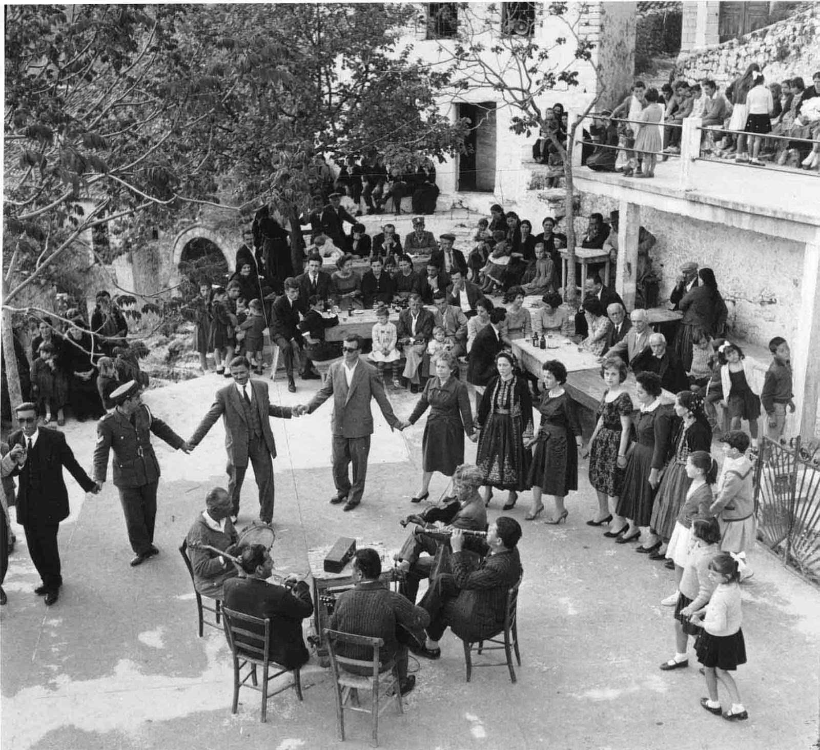 Εβραίοι εργένηδες που χρονολογούνται προσωπικάKolhapur γκέι dating