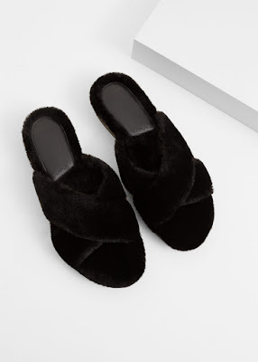 MANGO - Sandalia pelo cruzada 49.99€ MANGO - Sandalia pelo cruzada 49.99€