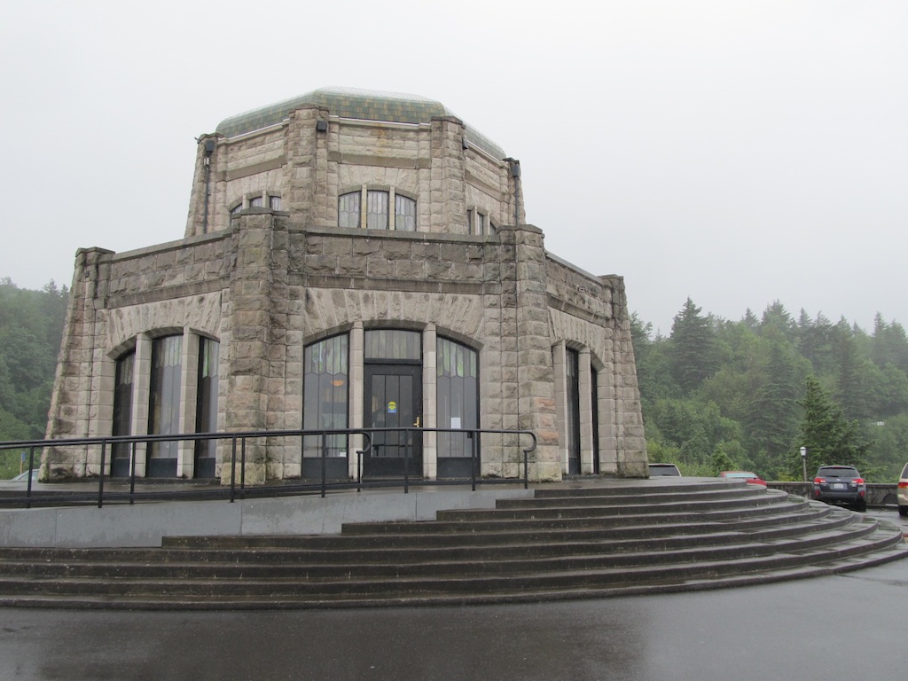 The Dilettante Photographer Vista House, Columbia River, Portland, Oregon