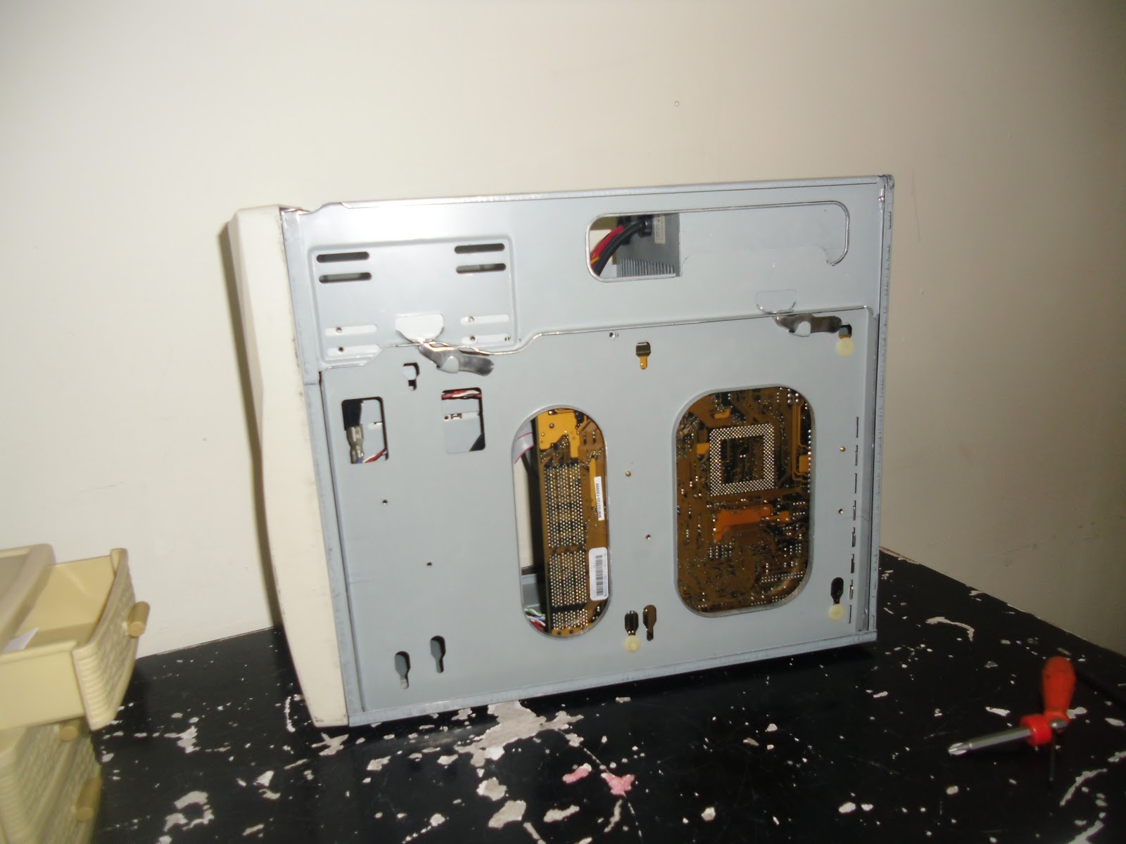 MiriamBlog: Desarmado del gabinete