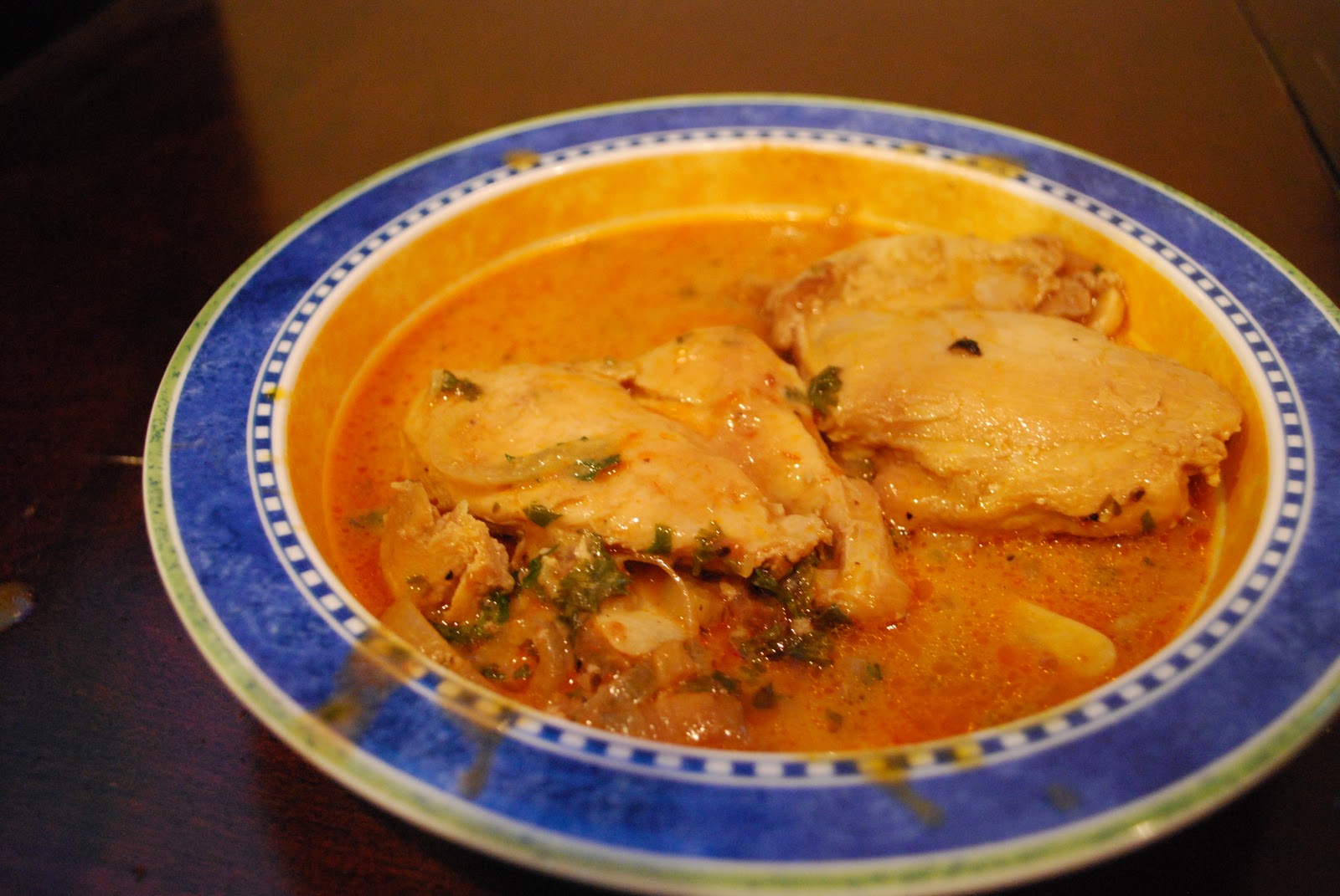 Skinless Chicken Thighs with Shallots in Red Wine Vinegar (Poulet Au