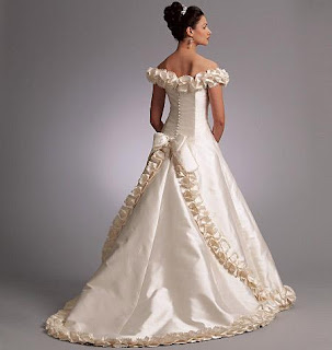 Beautiful wedding dress: designer wedding dress patterns